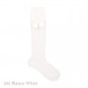 CHILDREN´S COTTON KNEE-HIGH SOCKS WITH POMPONS BY CONDOR.