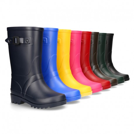 Classic Rain boots style with buckle design for KIDS.