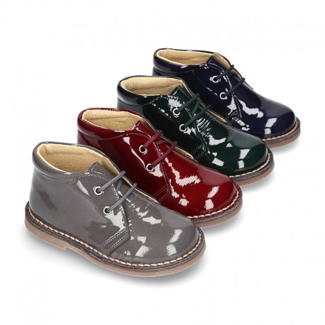 Classic Safari boots with SUPER FLEXIBLE soles in Patent leather.