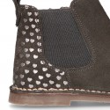 Suede leather ankle boot shoes with HEARTS print design and zipper.
