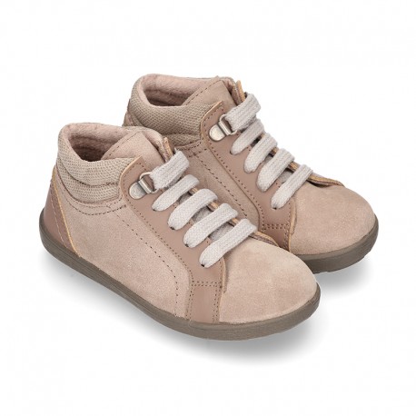 Suede leather ankle boots mountain style for kids.