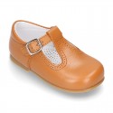 New Classic Nappa Leather T-strap shoes with buckle fastening in cowhide color.