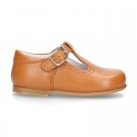 New Classic Nappa Leather T-strap shoes with buckle fastening in cowhide color.