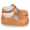 New Classic Nappa Leather T-strap shoes with buckle fastening in cowhide color.