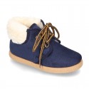 Autumn winter canvas casual ankle boots mountain style with fake hair lining.