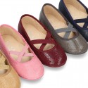 Autumn winter print canvas Ballet flat shoes with crossed ribbons.