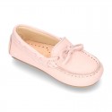 EXTRA SOFT nappa leather Moccasin shoes with bows for little kids in pastel colors.