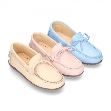 New EXTRA SOFT nappa leather moccasin shoes with bows in pastel colors.