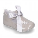 Dress shoes for baby little angel style with tongue in patent leather.