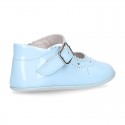 Soft Patent leather Little Mary Jane shoes for baby with buckle fastening.