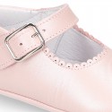 Little Mary Janes for baby in nappa leather with pearl effect.