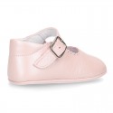 Little Mary Janes for baby in nappa leather with pearl effect.