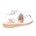 Little MOUSE soft leather Menorquina sandals with velcro strap.