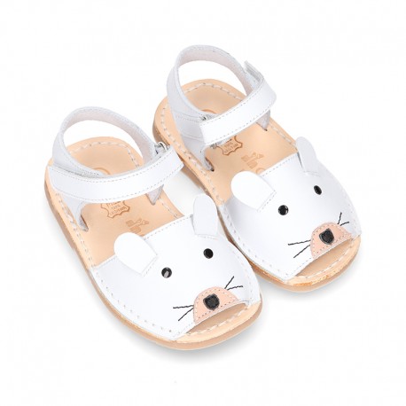 Little MOUSE soft leather Menorquina sandals with velcro strap.