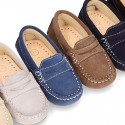 Suede leather Moccasins with detail mask and driver type Outsole for little boys.