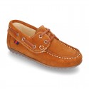 Classic suede leather Boat shoes with shoelaces and driver type soles for Spring summer.