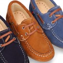 Classic suede leather Boat shoes with shoelaces and driver type soles for Spring summer.