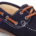 Classic suede leather Boat shoes with shoelaces and driver type soles for Spring summer.