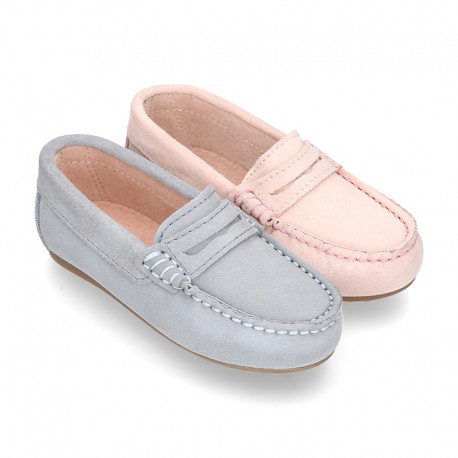 Classic SOFT SUEDE leather Moccasin shoes with detail mask in pastel colors.