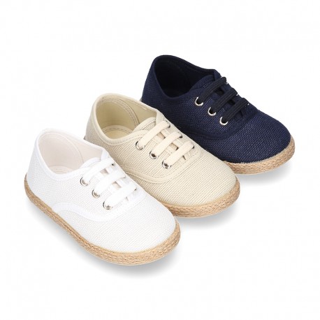 LINEN canvas Bamba type espadrille shoes with ties closure.