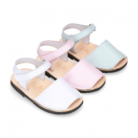 SOFT leather Menorquina sandals with hook and loop strap.