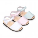 SOFT leather Menorquina sandals with hook and loop strap.