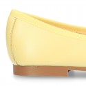 FASHION Extra soft leather ballet flats with adjustable ribbon.