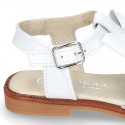 WHITE Nappa Leather Sandal shoes with central big bow and pearls design for girls.