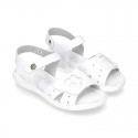 Washable leather sandals with front FLOWER velcro strap and SUPER FLEXIBLE outsole.