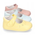New Little Mary Jane shoes with velcro strap for babies in leather in seasonal colors.
