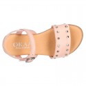 Leather sandal shoes to dress with two rear straps and chopped design for girls.