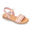 Leather sandal shoes to dress with two rear straps and chopped design for girls.