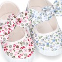 FLOWERS Cotton canvas Little Mary Janes with velcro strap and bow.