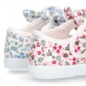 FLOWERS Cotton canvas Little Mary Janes with velcro strap and bow.