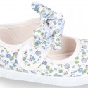 FLOWERS Cotton canvas Little Mary Janes with velcro strap and bow.