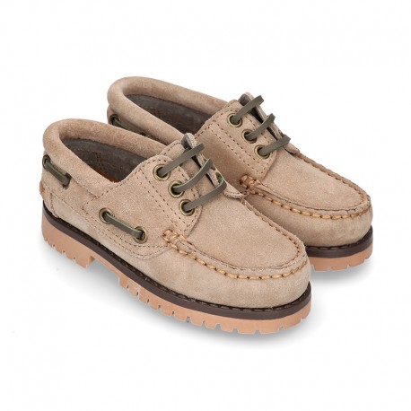 Classic Suede leather Boat shoes with shoelaces and thick soles for kids.