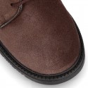 Zapato colegial tipo Blucher con cordones en piel lisa Boxcalf.