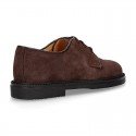 Zapato colegial tipo Blucher con cordones en piel lisa Boxcalf.