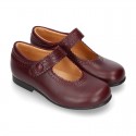 New School Classic Nappa leather little Mary Jane shoes with velcro strap with button and scallop design.