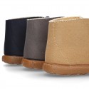 New Casual little ankle boots shoes with VELCRO strap in waxed canvas.