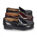 New classic formal Moccasin shoes with detail mask in Antik leather.