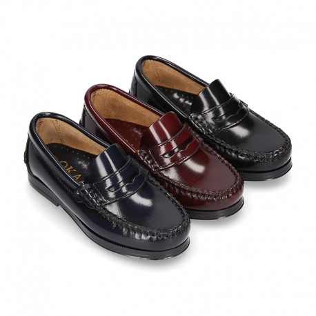 New classic formal Moccasin shoes with detail mask in Antik leather.