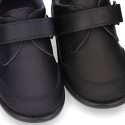 Zapato colegial tipo Blucher sin cordones y con puntera en piel lavable para peques.