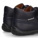 Washable leather school shoes tennis style laceless for little kids.