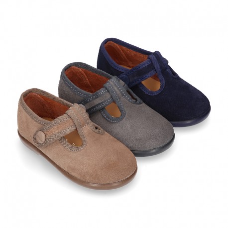 T-STRAP shoes with velcro strap closure in suede leather for kids.