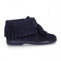 Fringed design Booties with shoelaces closure with TASSELS in suede leather for kids.