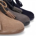 Fringed design Booties with shoelaces closure with TASSELS in suede leather for kids.