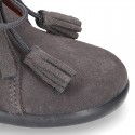 Fringed design Booties with shoelaces closure with TASSELS in suede leather for kids.