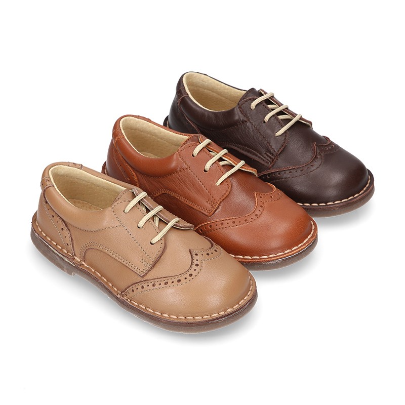 EXTRA SOFT leather Laces up shoes with perforated design. D218
