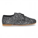 Classic Laces up shoes in GLITTER.